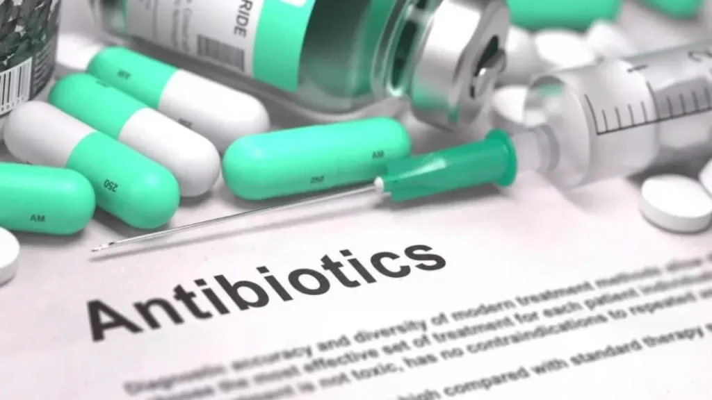Mengapa Konsumsi Antibiotik Harus Sesuai Indikasi Medis? Wamenkes Menjelaskan