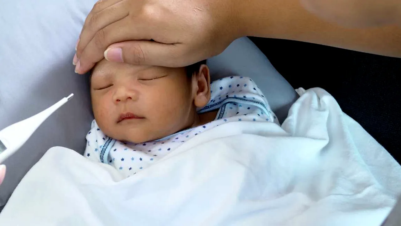 Efektifkah Saline Drop untuk Atasi Flu pada Bayi