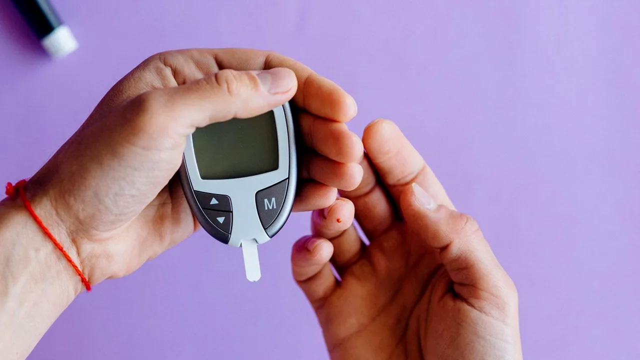 Ketahui Kadar Gula Darah Normal Pradiabetes dan Diabetes Tanpa Harus Puasa